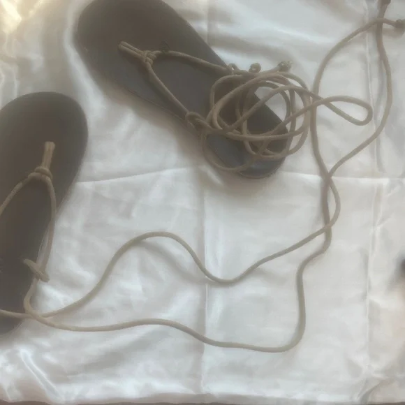 Roxy Rope Sandals - Picture 4 of 5